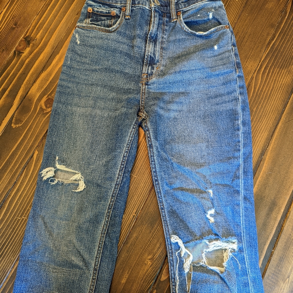 Abercrombie and Fitch the ankle straight ultra high rise